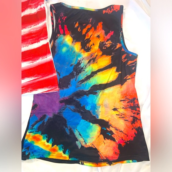 Combo - 2 print tank mini bundle - sz Med. Good condition - Picture 6 of 8